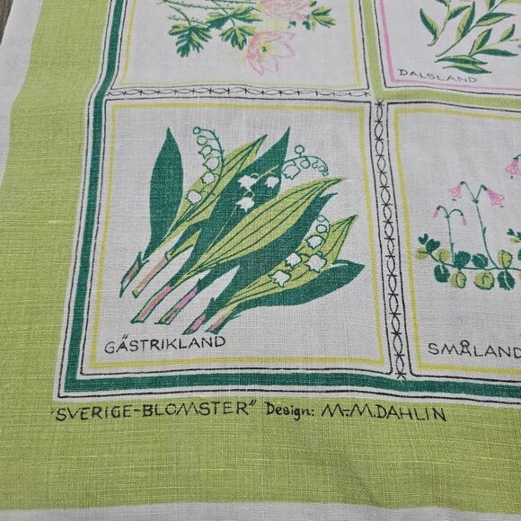 Vintage Small Square Tablecloth Flowers Of Sweden M.M. Dahlin Sverige-Blomster - Picture 2 of 8